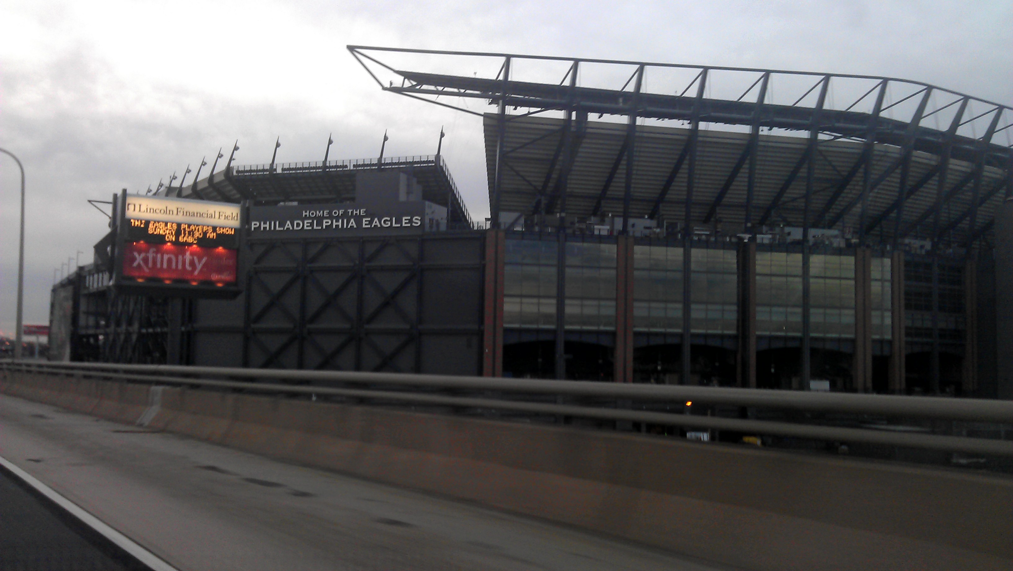 Parking By Lincoln Financial Field 40 - 4odp8v3
