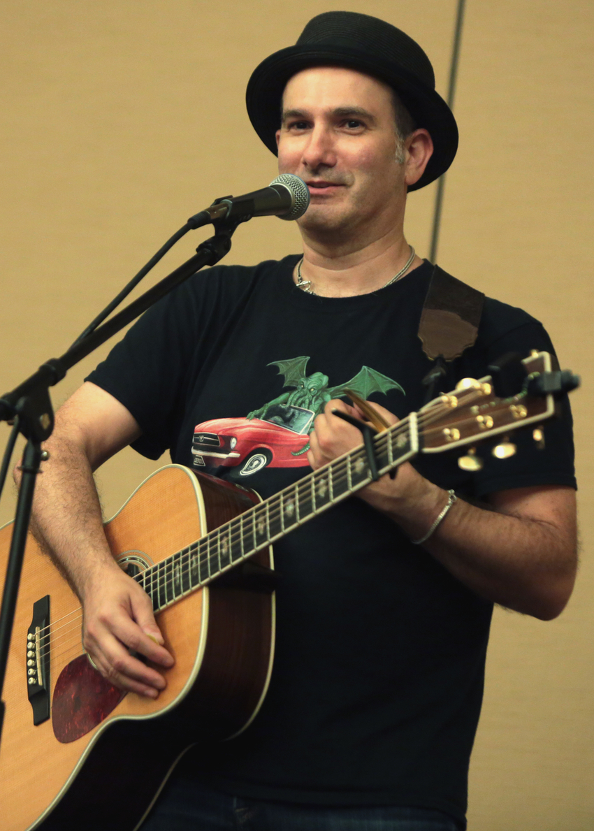Eric Stuart | Wiki & Bio | Everipedia