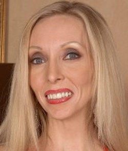 Ophelia Vixxxen Wiki & Bio - Pornographic Actress