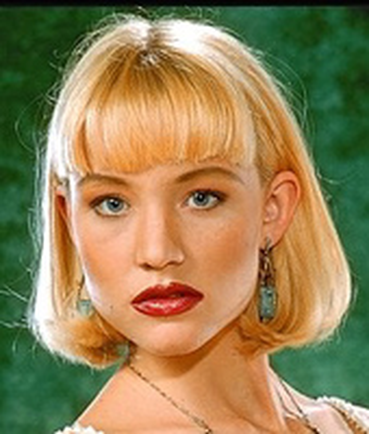 Alicyn Sterling | Wiki | Everipedia