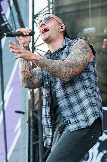 M. Shadows | Wiki & Bio | Everipedia