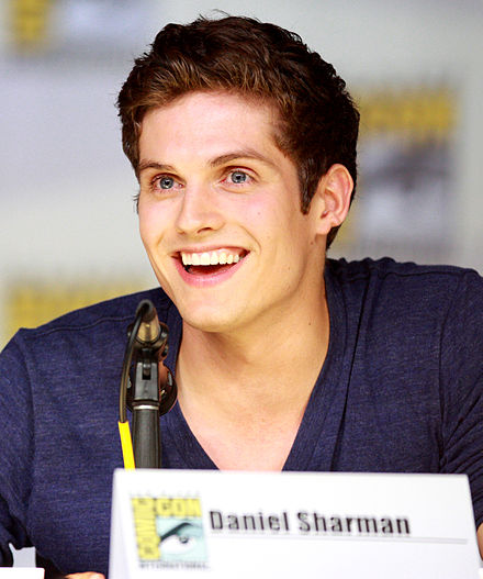 Daniel Sharman | Wiki | Everipedia