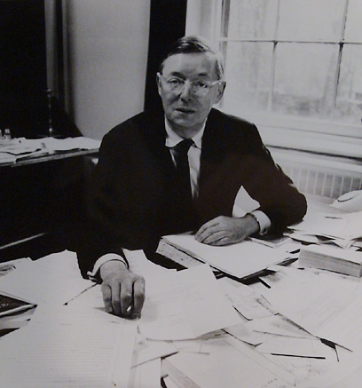 John PopeHennessy Wiki & Bio Everipedia